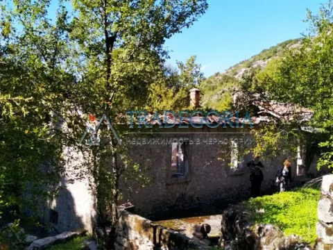 Prodaja, kuća, 210m², Podgorica, Crna Gora - image 9