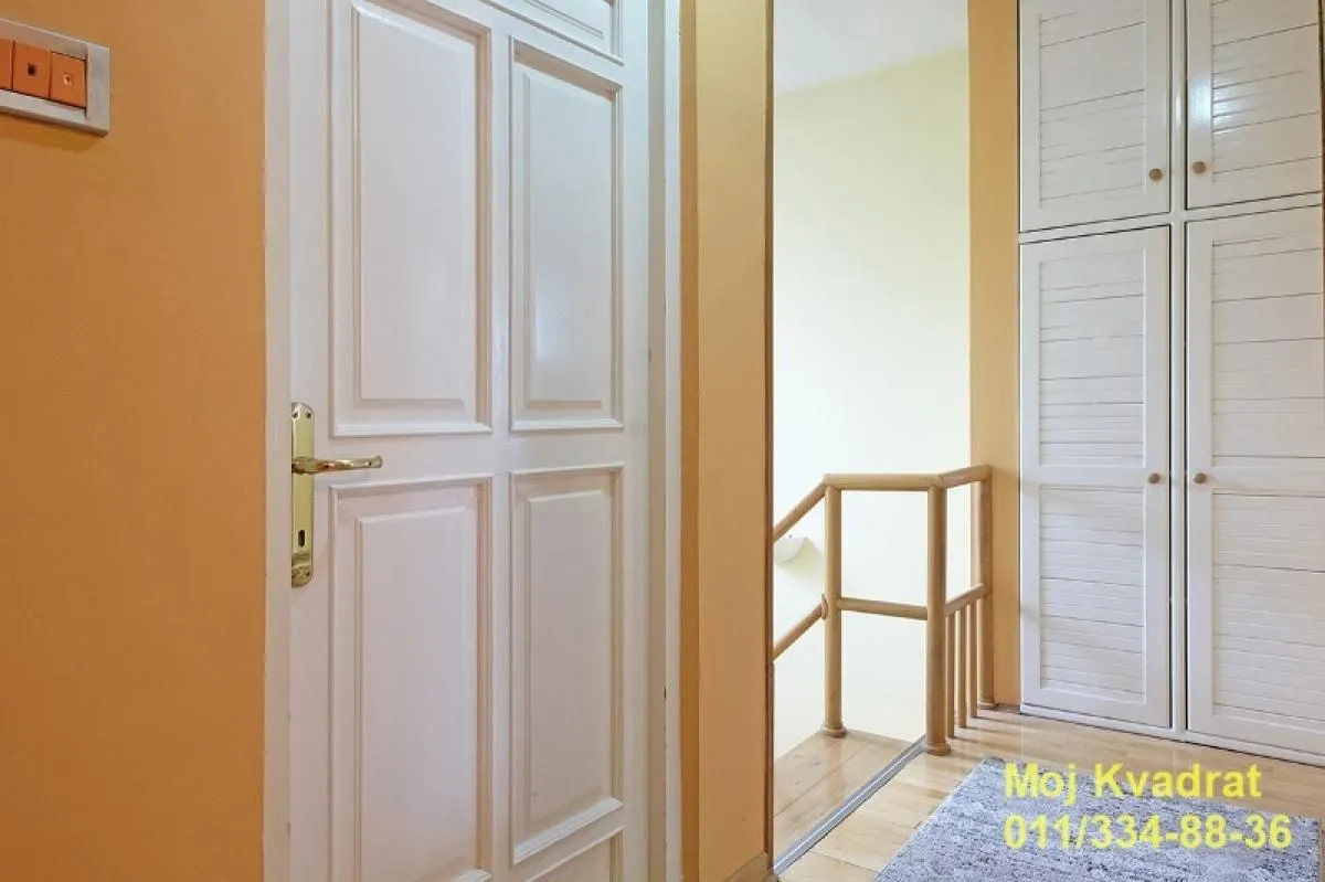 Sale, house, 205m², Karaburma, Palilula Sve Podlokacije