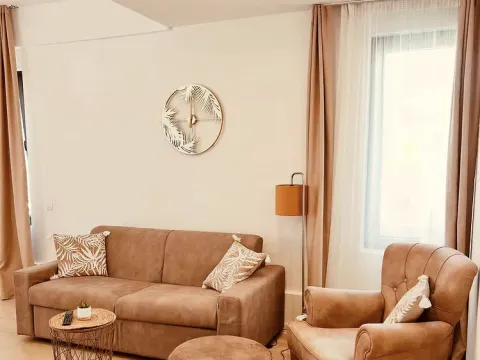 Rent, studio apartment, 50m², Tivat, Crna Gora - image 5