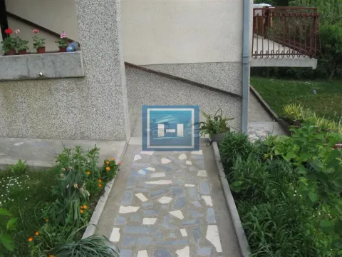 Prodaja, kuća, 220m², Centar, Vrnjačka Banja - image 4