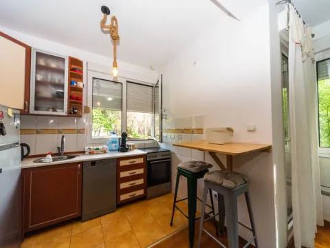 Izdavanje, jednosoban stan, 38m², Gorica C, Podgorica - image 4