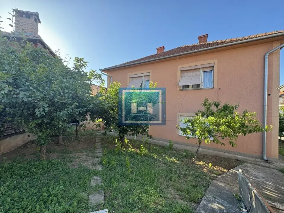 Prodaja, kuća, 226m², Ćele Kula, Niš
