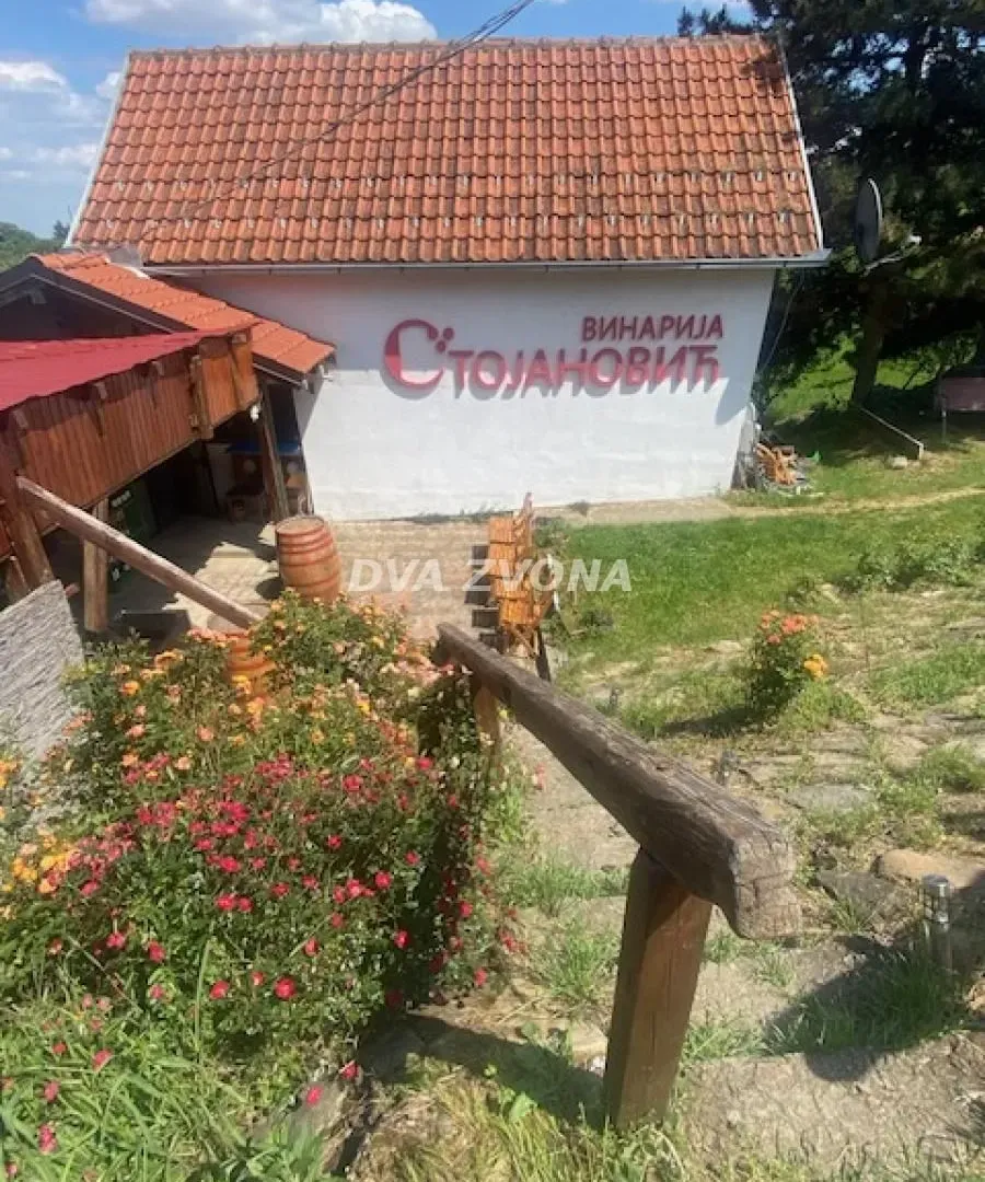 Prodaja, ugostiteljski objekat, 40m², Novi Slankamen, Inđija