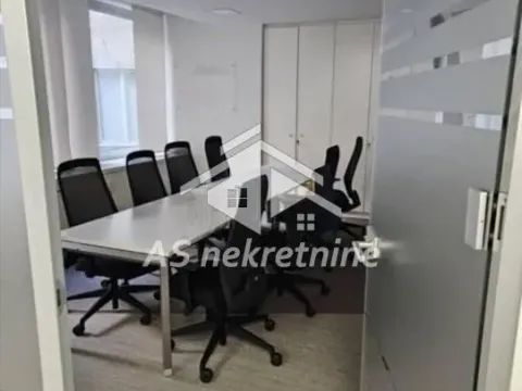 Izdavanje, poslovni prostor, 300m², Stari Grad, Beograd - image 9