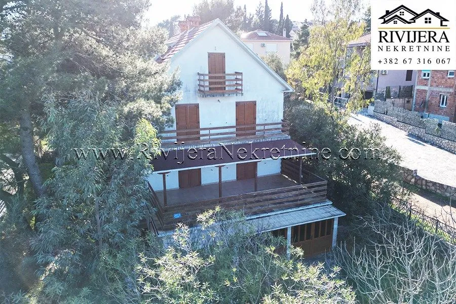 Prodaja, kuća, 180m², Radovići, Tivat