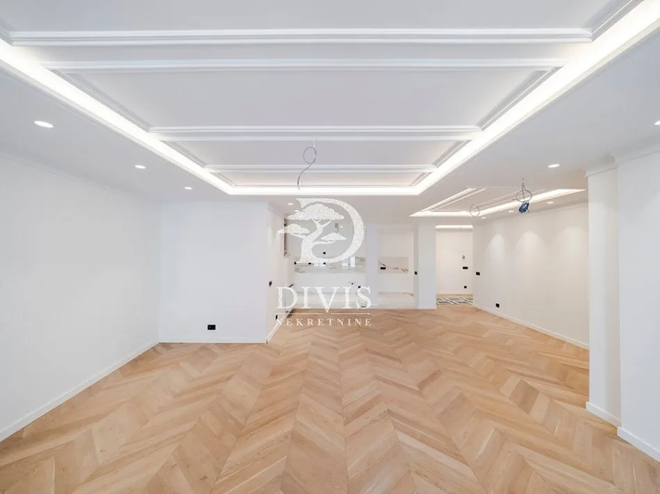 Sale, three bedroom apartment, 189m², Vračar Hram, Vračar Sve Podlokacije