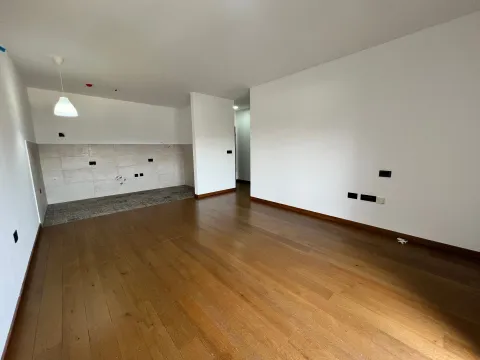 Izdavanje, dvosoban stan, 68m², Ljubović, Podgorica - image 2