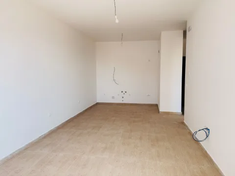 Sale, one bedroom apartment, 47m², Pinješ, Ulcinj - image 7