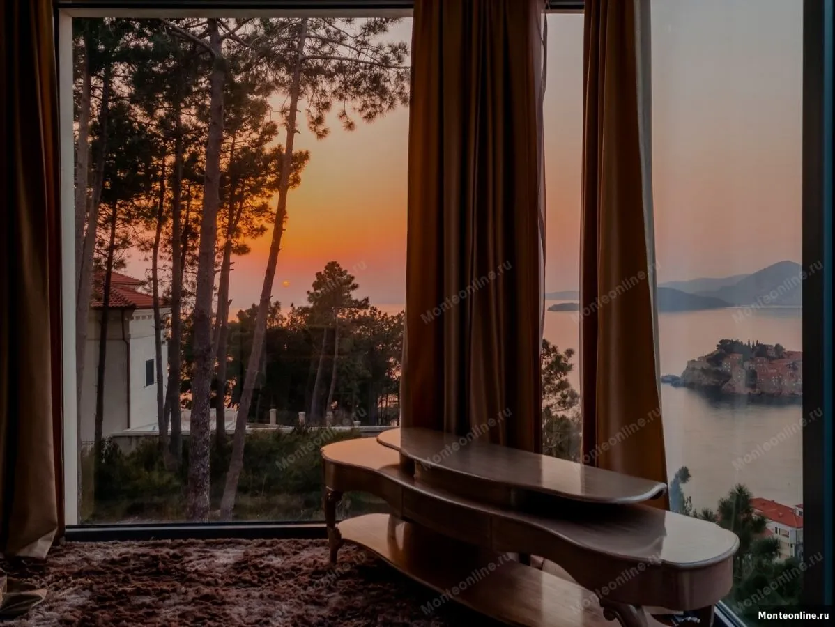 Sale, house, 600m², Sveti Stefan, Budva