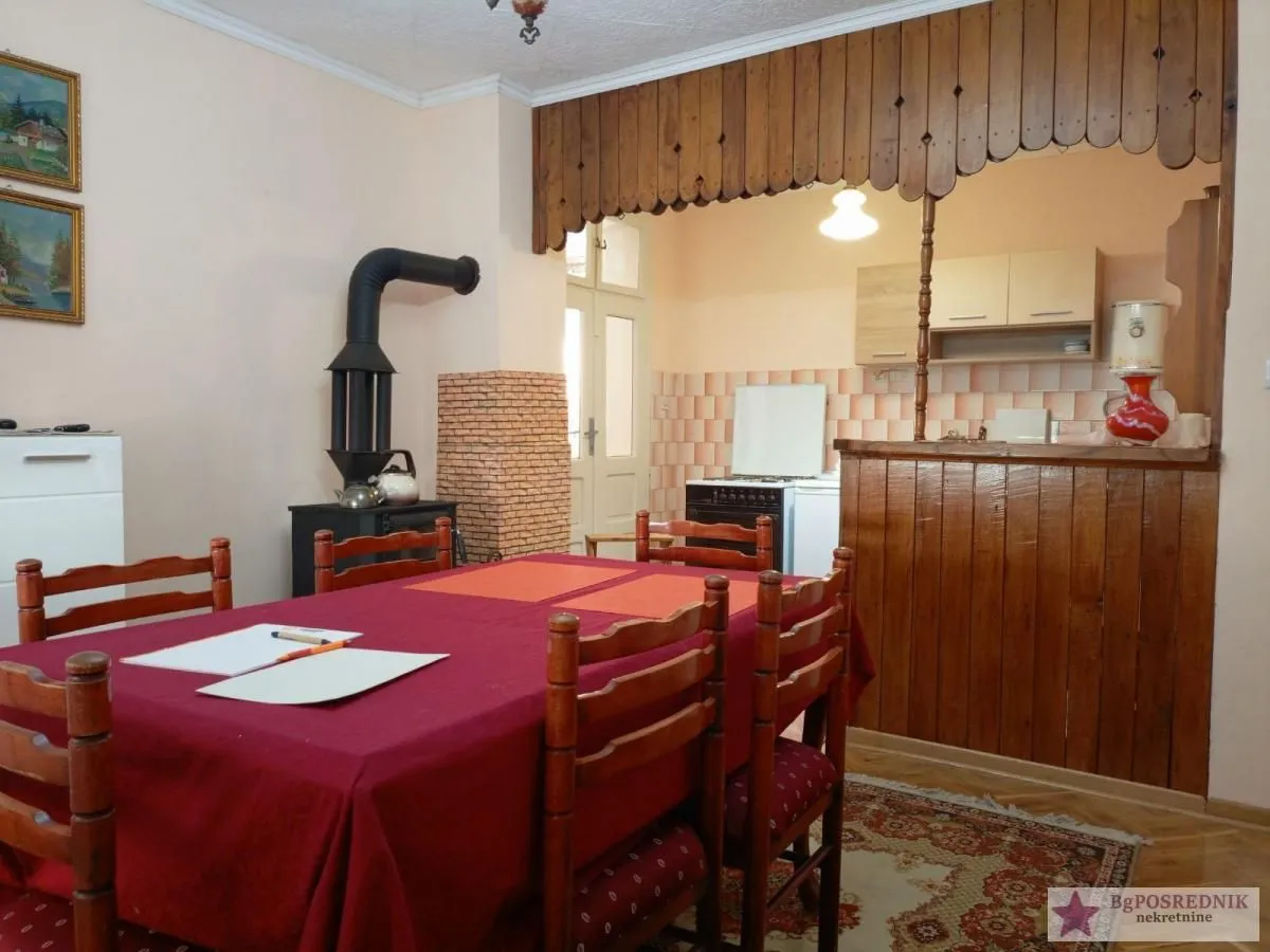 Prodaja, kuća, 280m², Novi Slankamen, Inđija