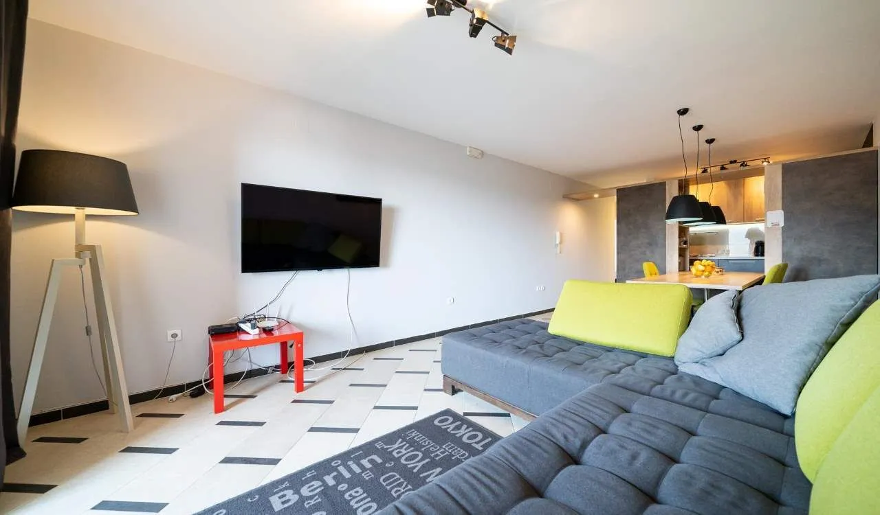 Prodaja, trosoban stan, 90m², Seoce, Budva