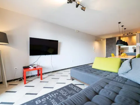 Sale, three bedroom apartment, 90m², Budva, Crna Gora - image 3