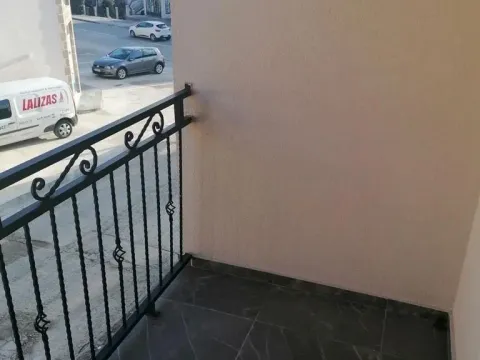 Prodaja, trosoban stan, 69m², Tivat, Crna Gora - image 13