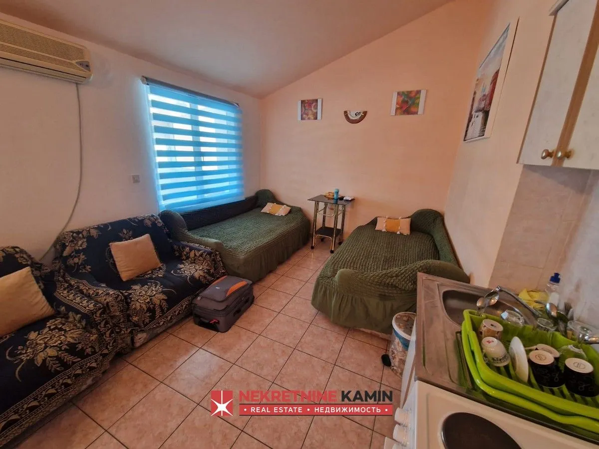 Izdavanje, jednosoban stan, 45m², Rafailovići, Budva