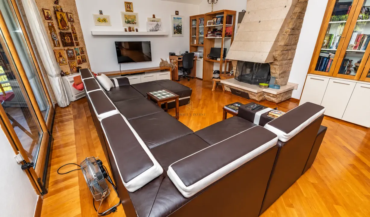 Sale, three bedroom apartment, 136m², Centar, Podgorica