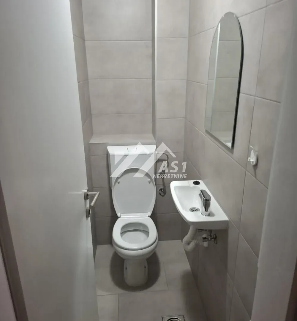 Rent, four bedroom apartment, 96m², Rotkvarija, Novi Sad Sve Podlokacije