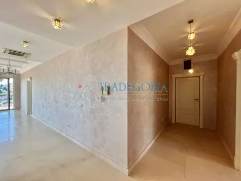 Prodaja, trosoban stan, 640m², Budva, Crna Gora - image 18