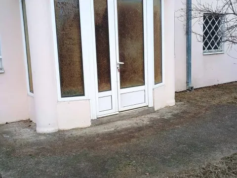 Sale, house, 850m², Krnjaca, Palilula Sve Podlokacije - image 2