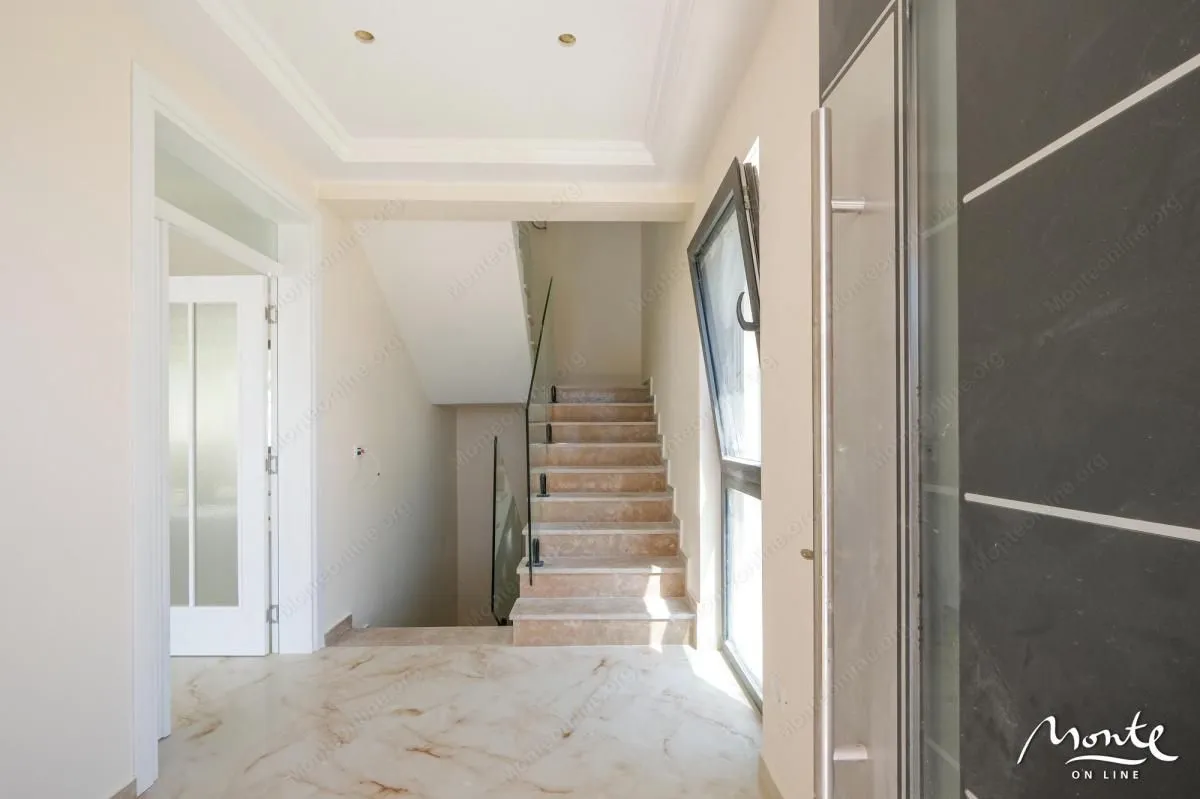 Prodaja, kuća, 403m², Tivat, Crna Gora