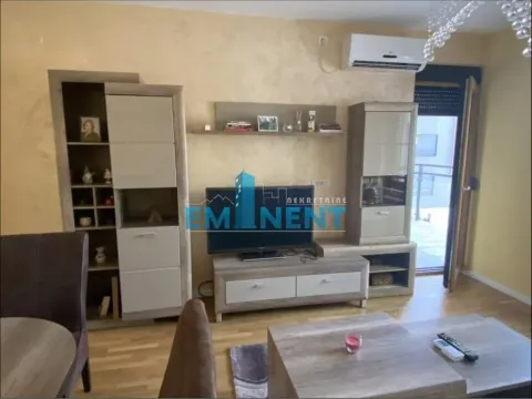 Izdavanje, dvosoban stan, 46m², Zemun Sve Podlokacije, Beograd - image 2