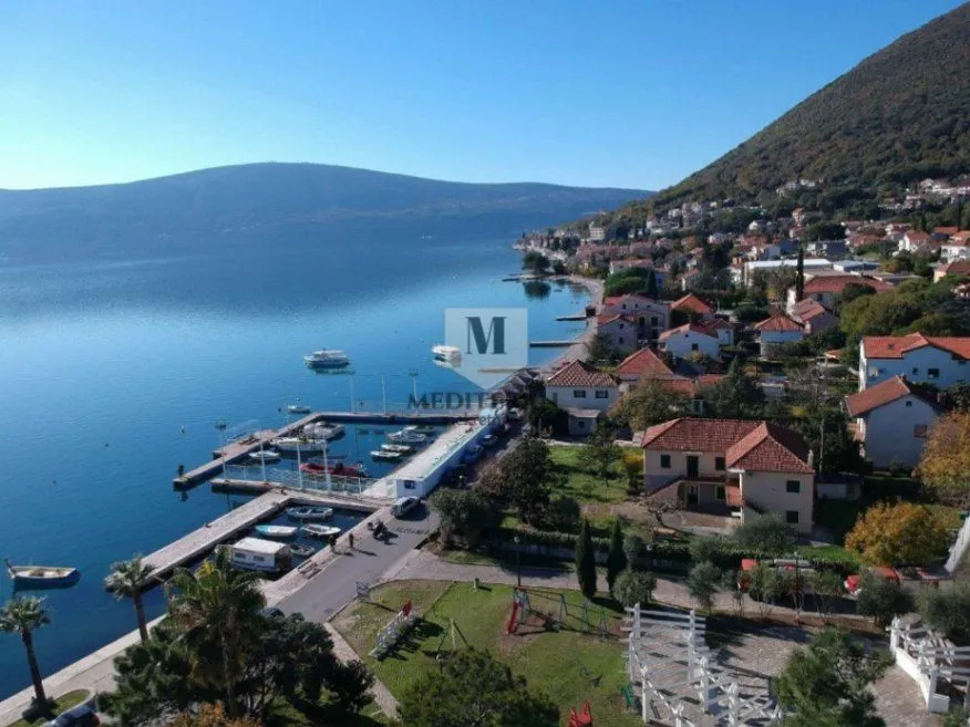 Sale, house, 240m², Bijela, Herceg Novi