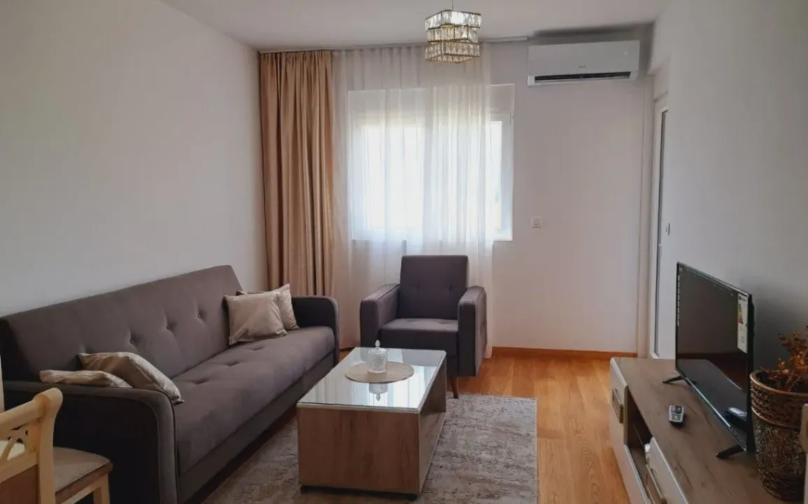 Izdavanje, jednosoban stan, 49m², New City, Podgorica