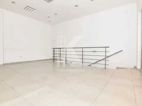 Izdavanje, poslovni prostor, 180m², Tološka šuma, Podgorica - image 6