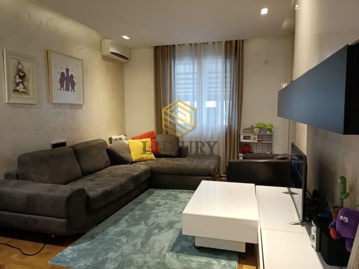 Prodaja, jednosoban stan, 76m², Podgorica, Crna Gora