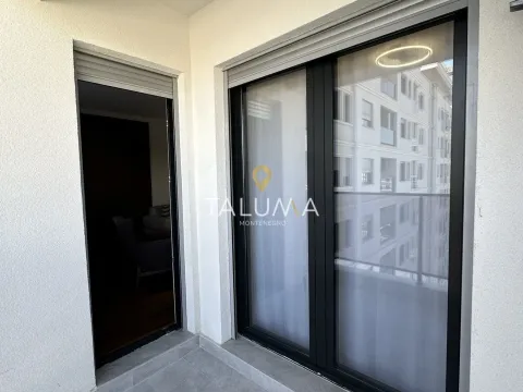 Izdavanje, jednosoban stan, 51m², Tološi, Podgorica - image 11