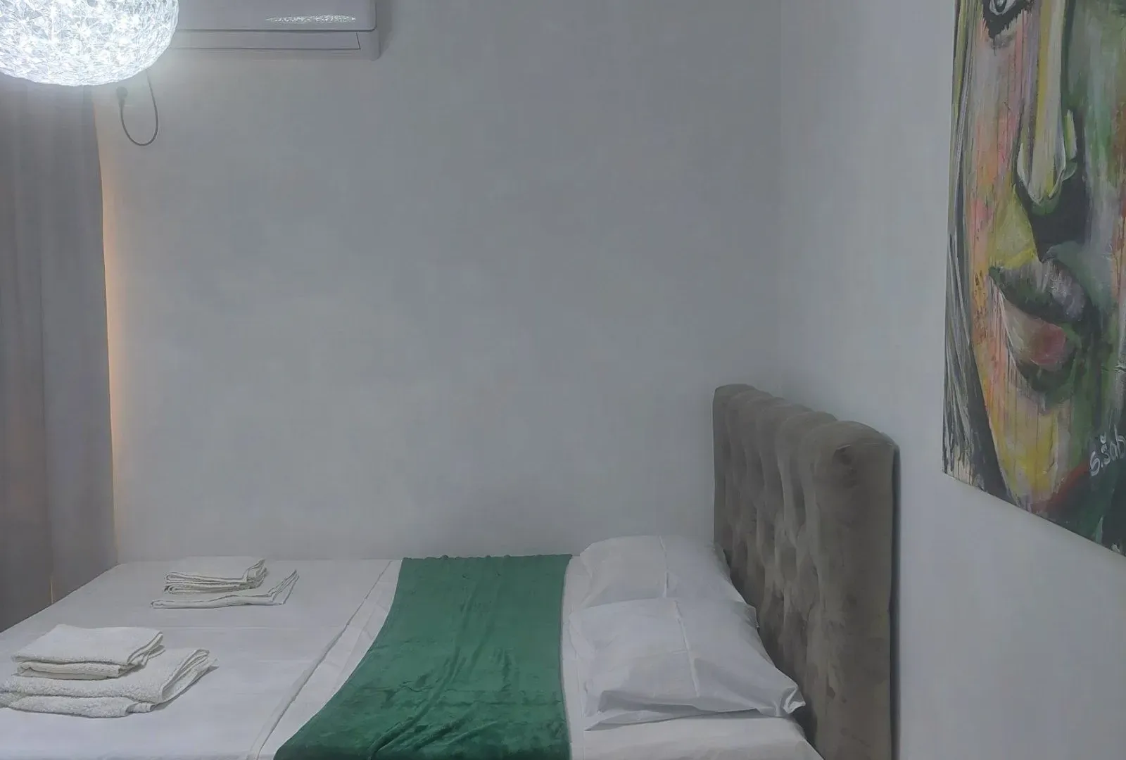 Izdavanje, jednosoban stan, 63m², Slovenska Plaža, Budva