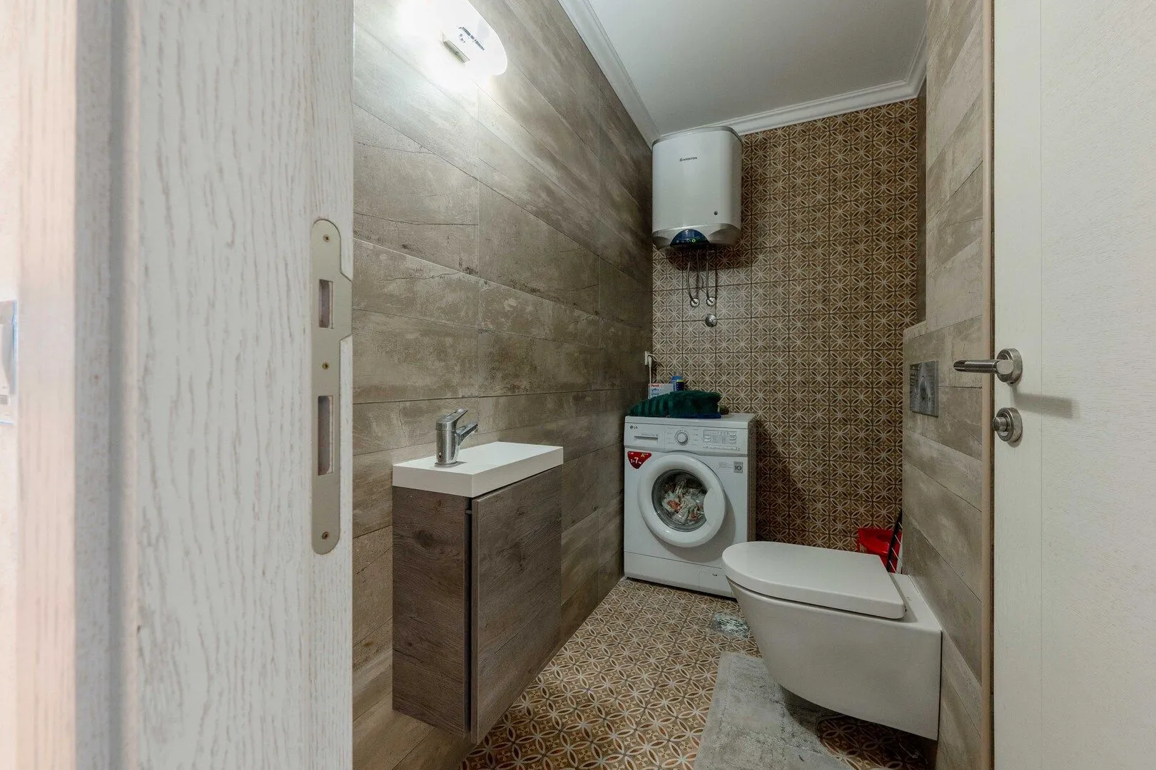 Prodaja, trosoban stan, 115m², Bečići, Budva