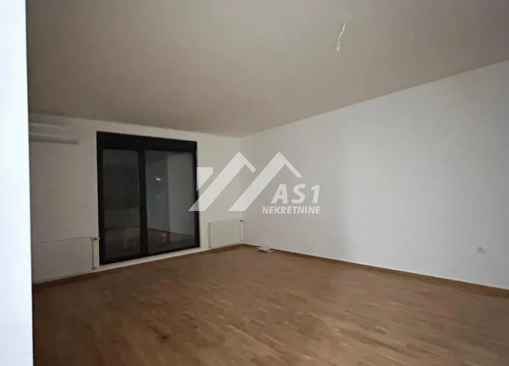 Rent, office space, 102m², Bulevar Oslobodjenja, Novi Sad Sve Podlokacije