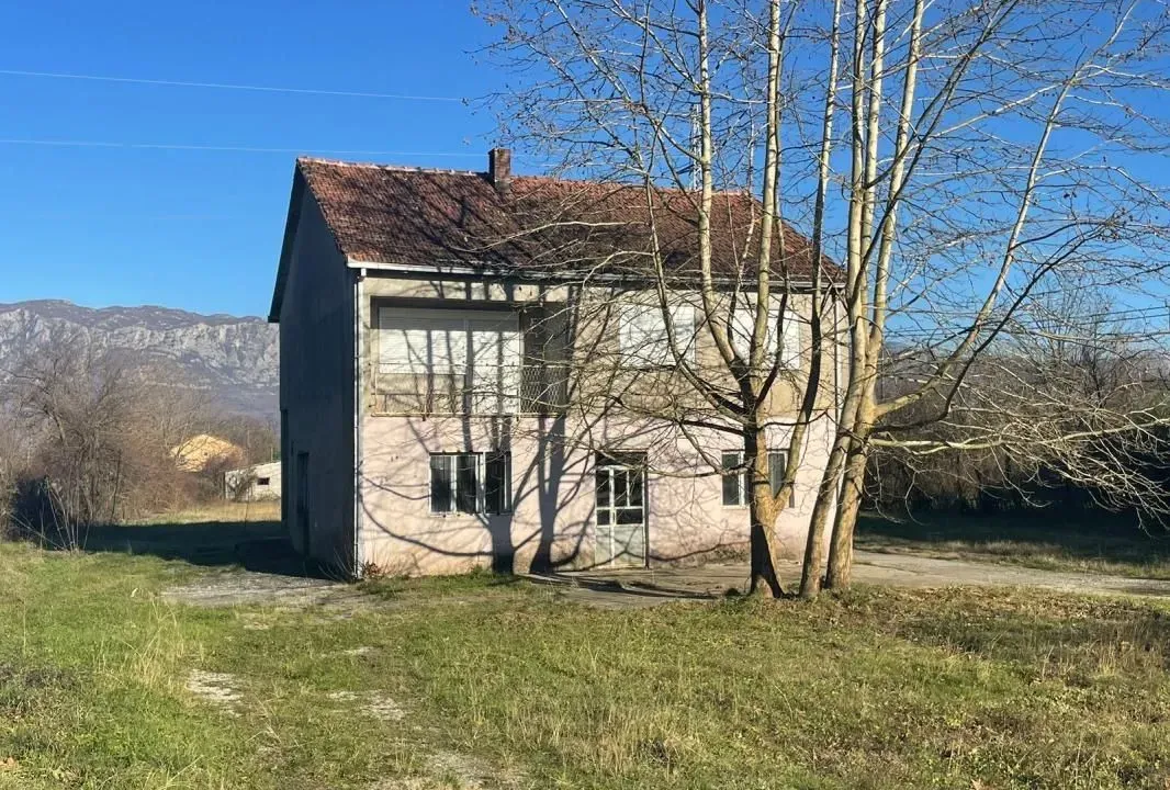 Sale, house, 208m², Kosić, Danilovgrad