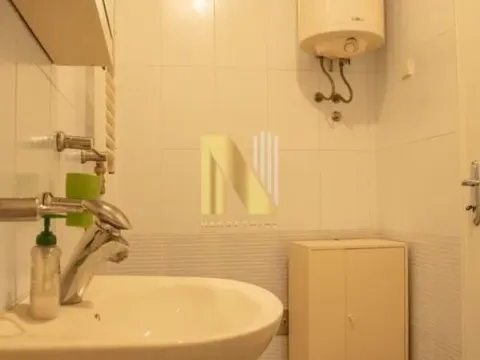 Prodaja, četvorosoban stan, 120m², Centar, Novi Sad - image 14