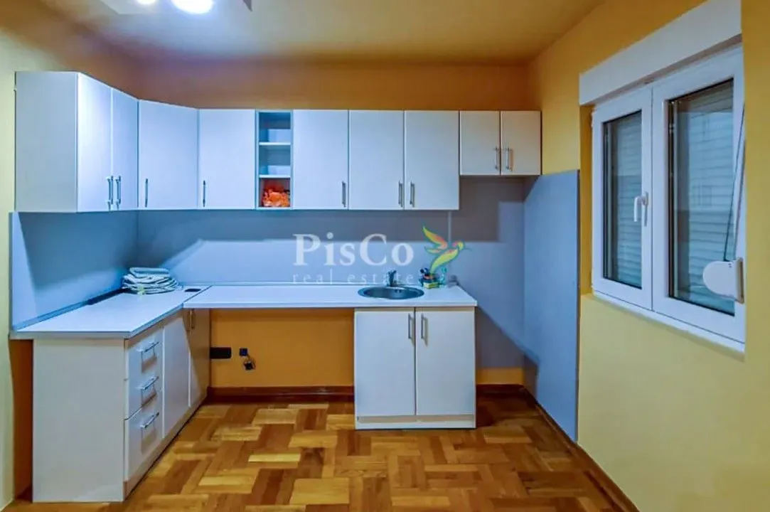 Prodaja, trosoban stan, 110m², Zagorič, Podgorica