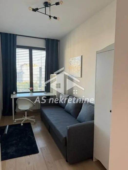 Izdavanje, trosoban stan, 69m², Stari Grad, Beograd