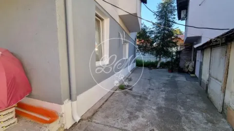 Prodaja, jednosoban stan, 44m², Zemun Centar, Zemun Sve Podlokacije - image 12