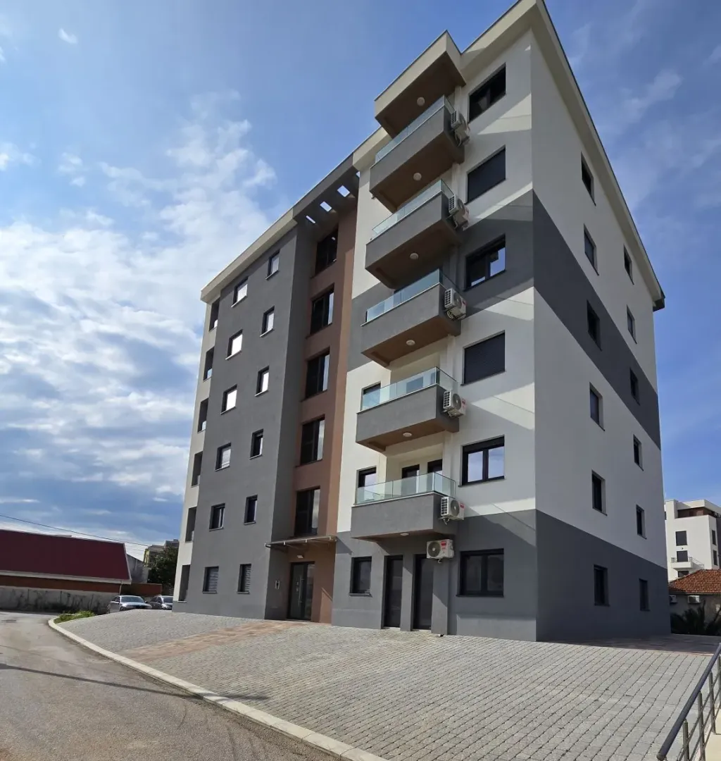 Sale, one bedroom apartment, 42m², Ilino, Bar