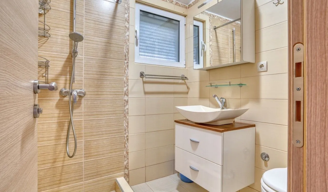 Sale, two bedroom apartment, 75m², Seoce, Budva
