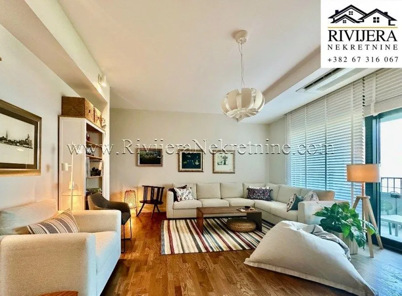 Prodaja, trosoban stan, 160m², Dobrota, Kotor