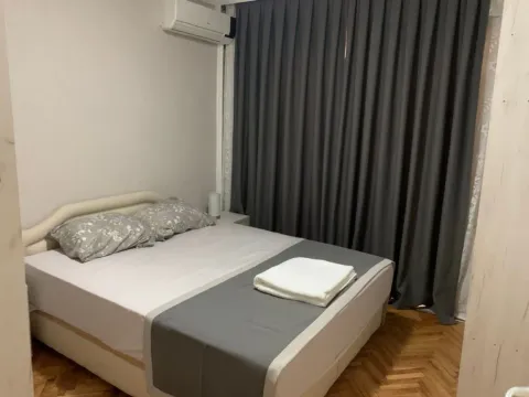 Izdavanje, dvosoban stan, 55m², Mrčevac, Tivat - image 8