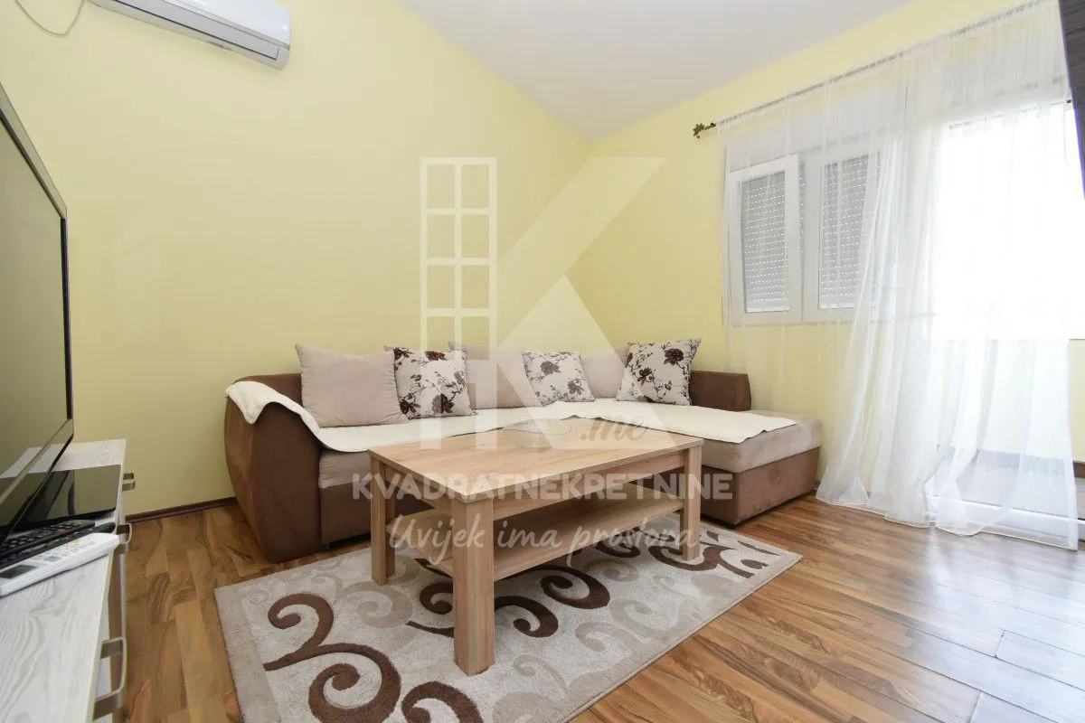 Rent, one bedroom apartment, 37m², Drač, Podgorica