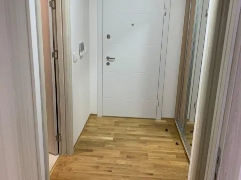 Rent, one bedroom apartment, 55m², Budva, Crna Gora - image 2