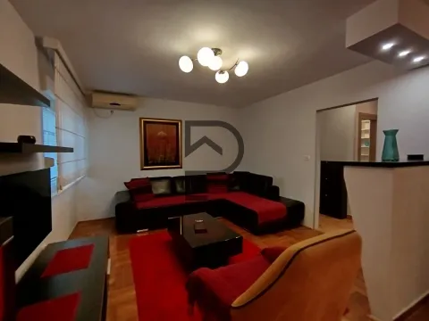 Izdavanje, stan, 73m², Stari Aerodrom, Podgorica - image 6