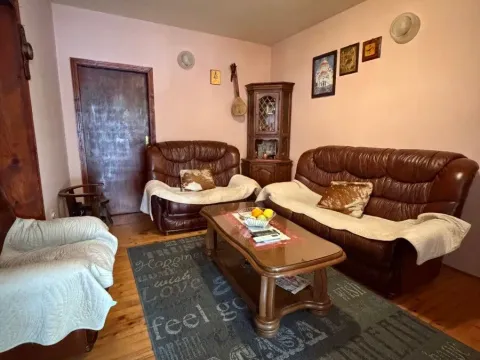 Prodaja, kuća, 90m², Tološi, Podgorica - image 4