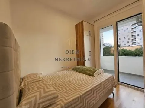 Izdavanje, jednosoban stan, 38m², Centar, Bar - image 10