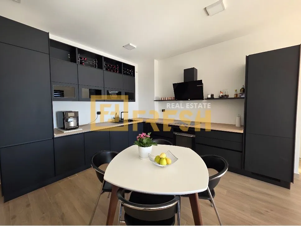 Sale, apartment, 102m², Budva, Crna Gora