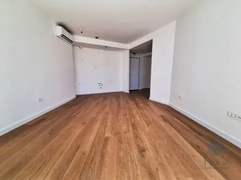 Sale, one bedroom apartment, 53m², Bečići, Budva - image 7