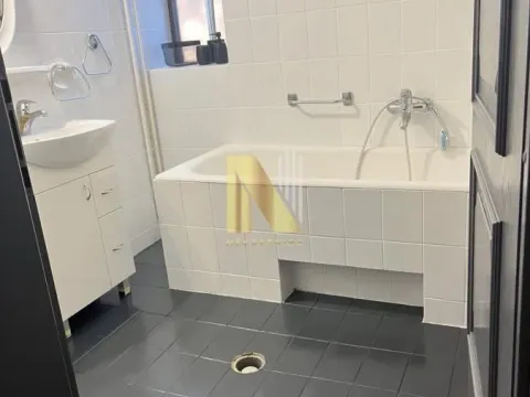 Sale, house, 256m², Banatić, Novi Sad Sve Podlokacije - image 14