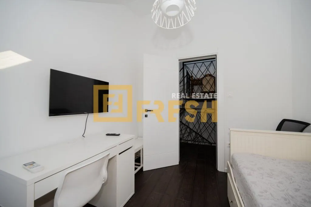 Rent, three bedroom apartment, 110m², Momišići, Podgorica